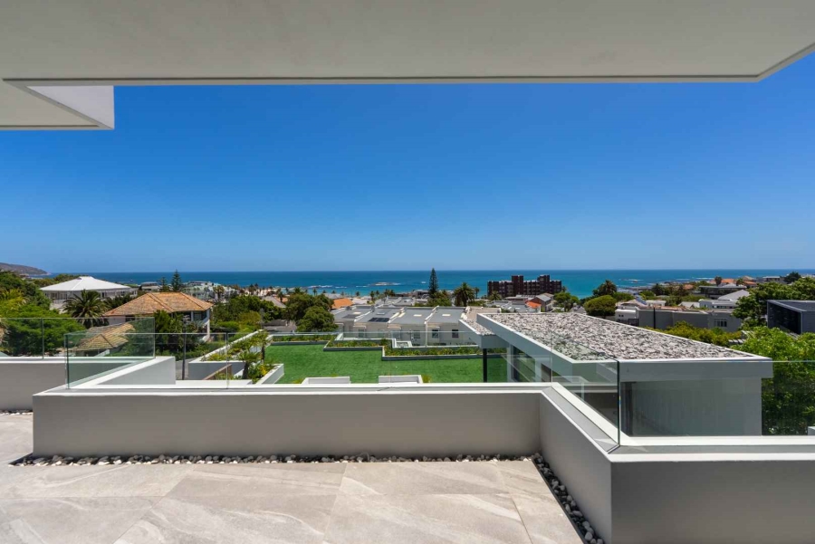 5 Bedroom Property for Sale in Camps Bay Western Cape